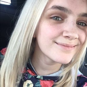 Meet your Posher, Bailey